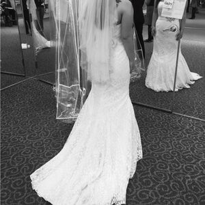 NWT David’s Bridal Wedding dress
